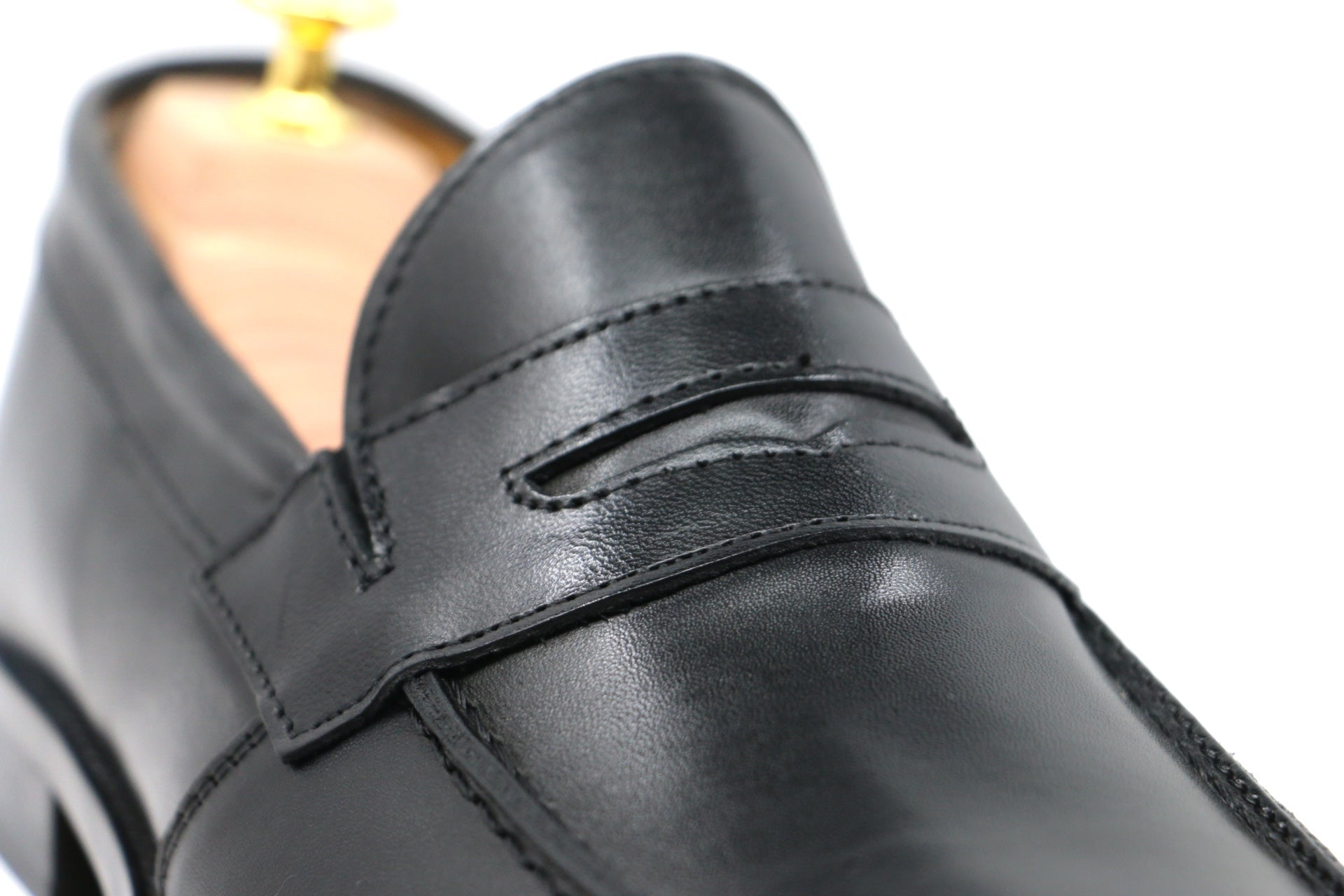 AVERSA - BLACK CALFSKIN LOAFERS